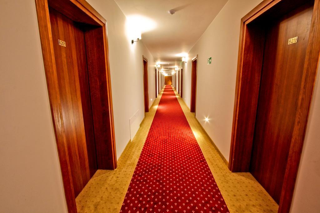 Hotel Milord Pułtusk Extérieur photo